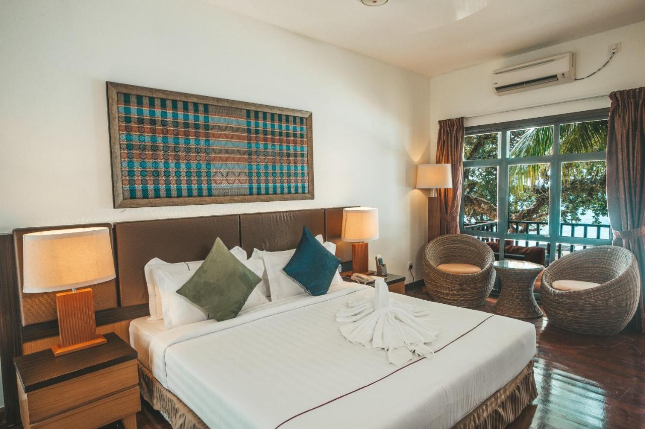 Tunamaya Beach & Spa Resort Tioman Island Kampong Mukut Eksteriør billede