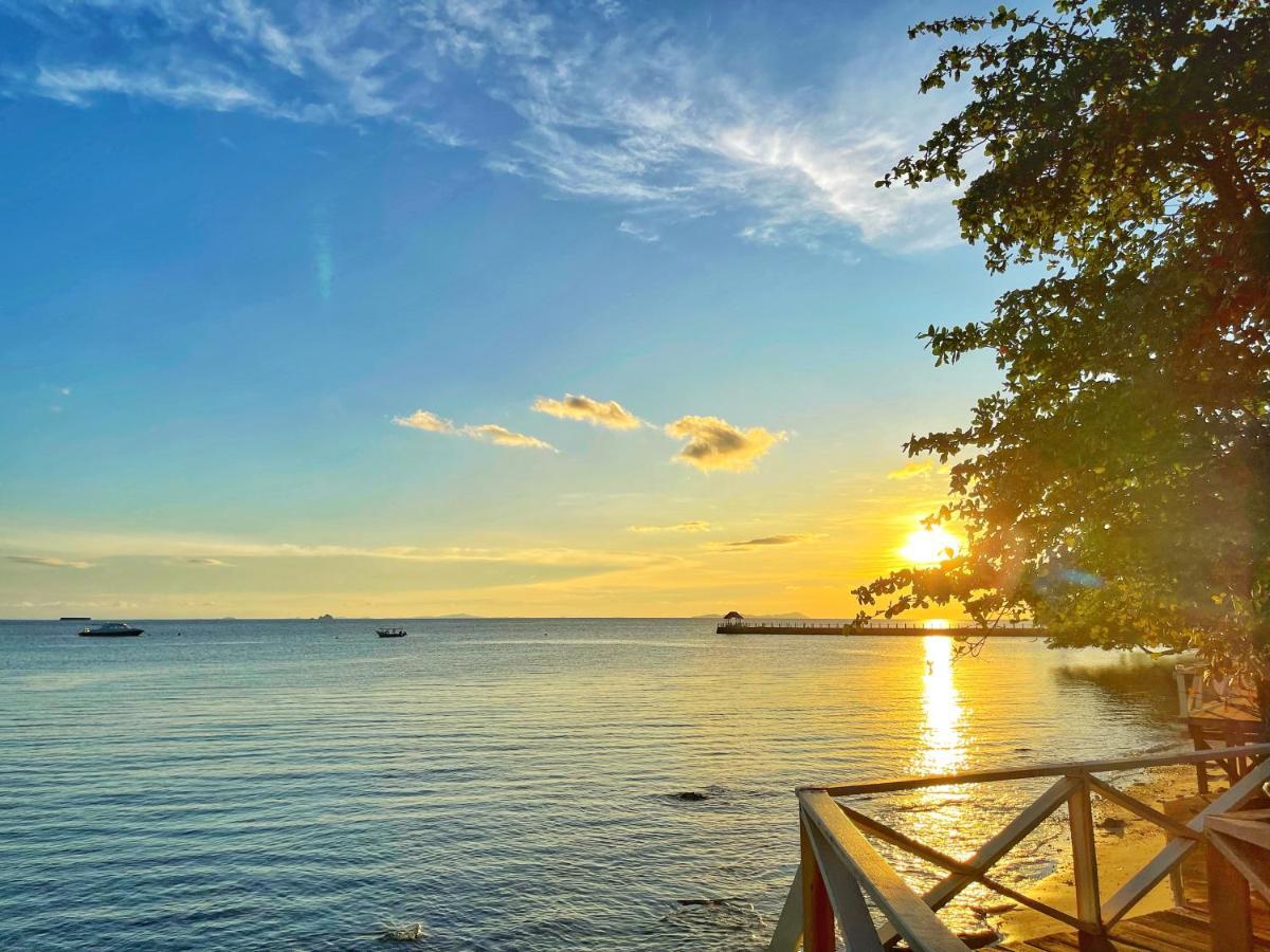 Tunamaya Beach & Spa Resort Tioman Island Kampong Mukut Eksteriør billede