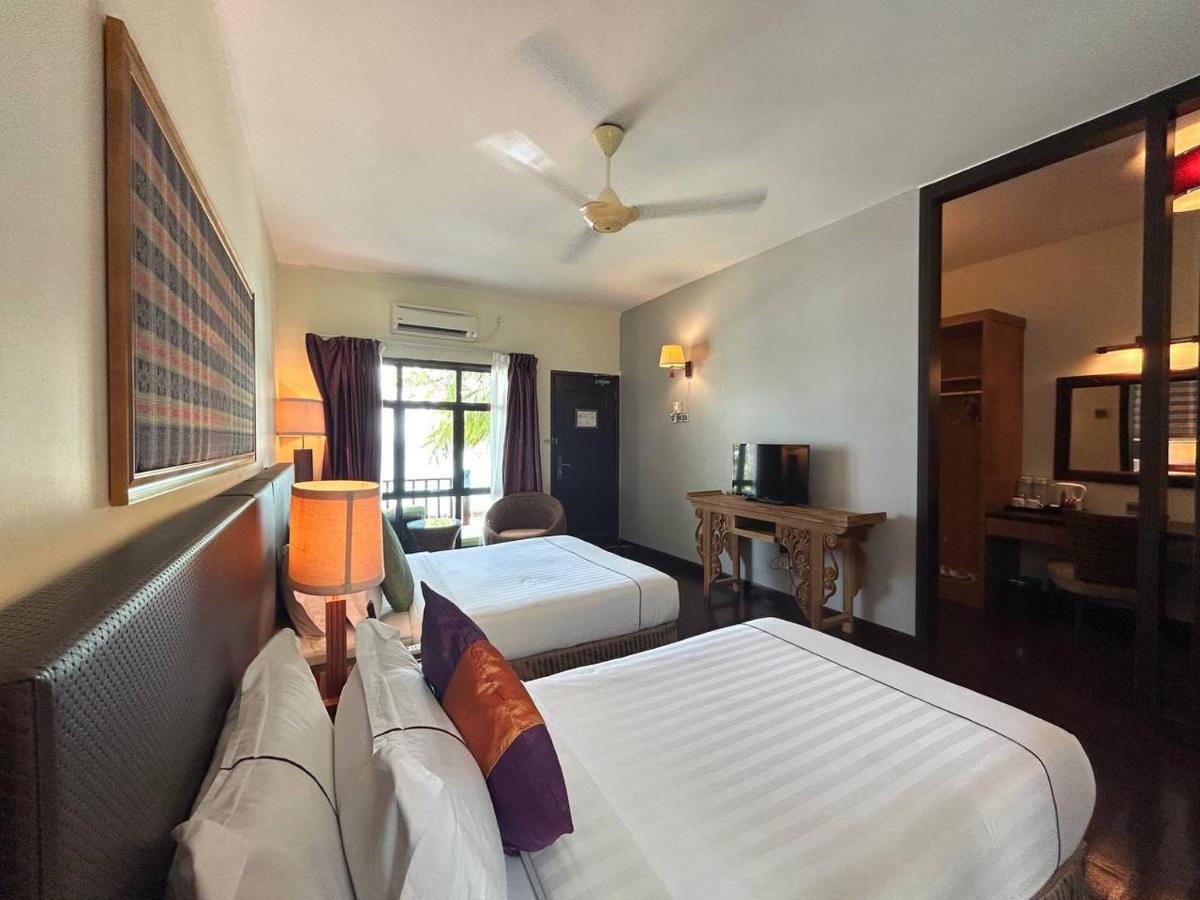 Tunamaya Beach & Spa Resort Tioman Island Kampong Mukut Eksteriør billede