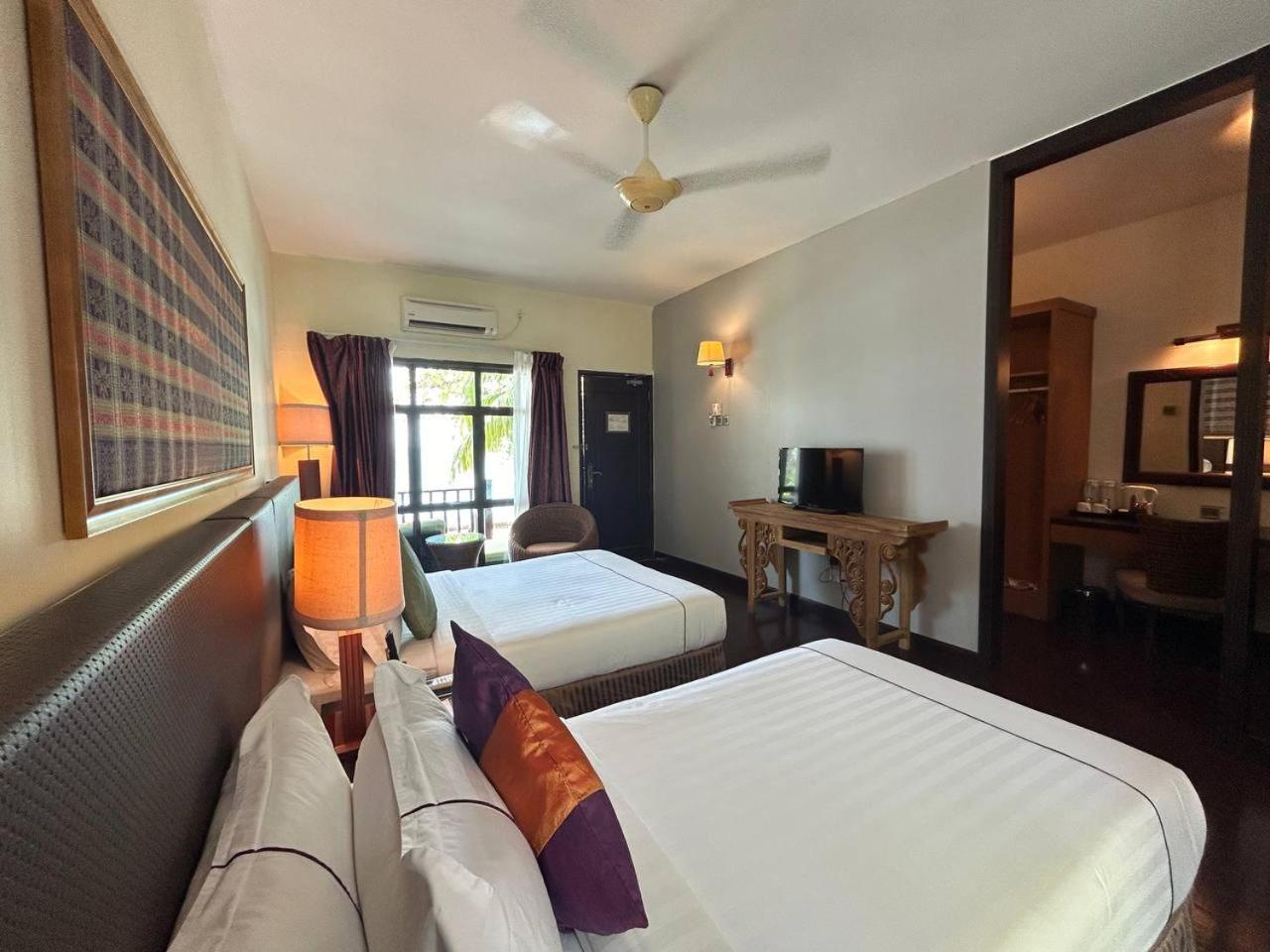 Tunamaya Beach & Spa Resort Tioman Island Kampong Mukut Eksteriør billede