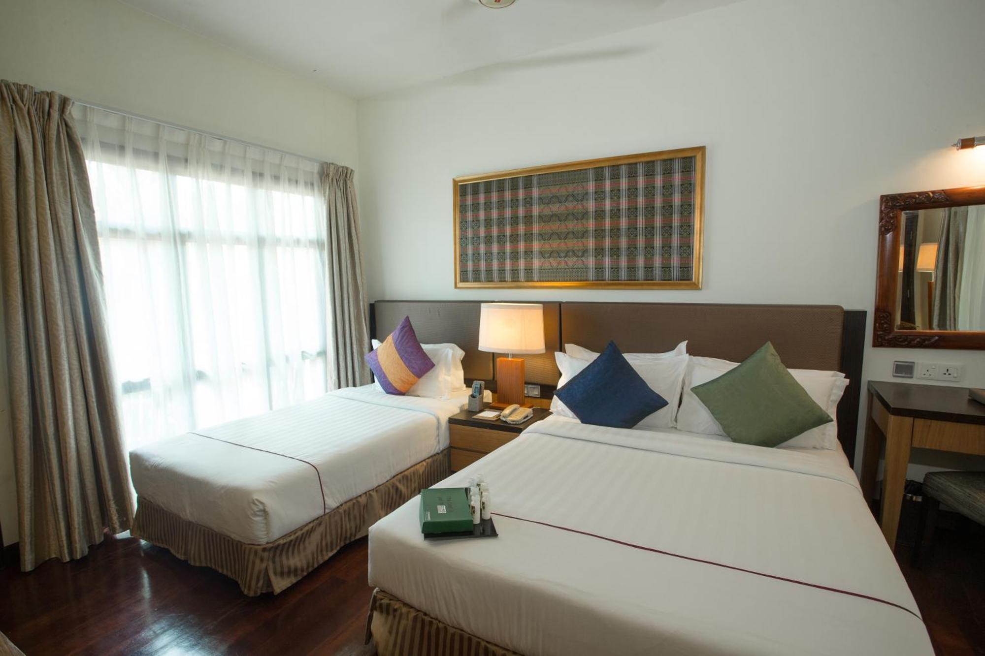 Tunamaya Beach & Spa Resort Tioman Island Kampong Mukut Eksteriør billede