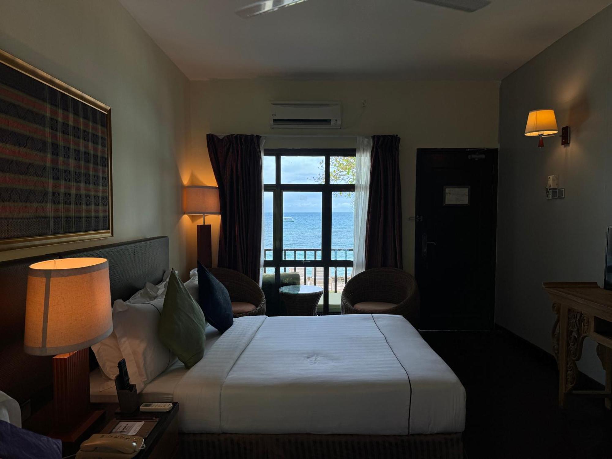 Tunamaya Beach & Spa Resort Tioman Island Kampong Mukut Eksteriør billede